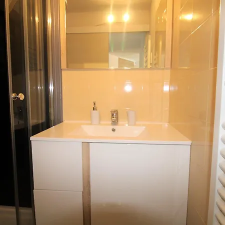 Pcogasto - Golfe De St-tropez - Dans Avec Piscine Avec Vue Sur Marina Διαμέρισμα Cogolin