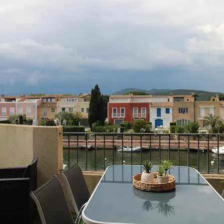 Pcogasto - Golfe De St-tropez - Dans Avec Piscine Avec Vue Sur Marina *